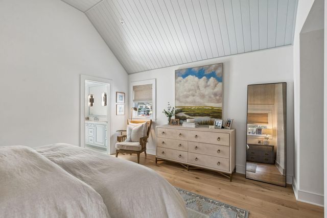 1020 S Shem Drive, Mount Pleasant, SC 29464