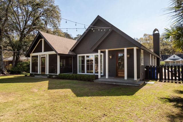 1020 S Shem Drive, Mount Pleasant, SC 29464