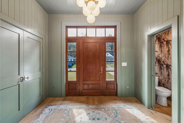 1020 S Shem Drive, Mount Pleasant, SC 29464