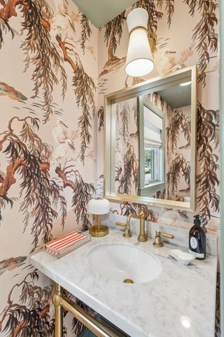 1020 S Shem Drive, Mount Pleasant, SC 29464