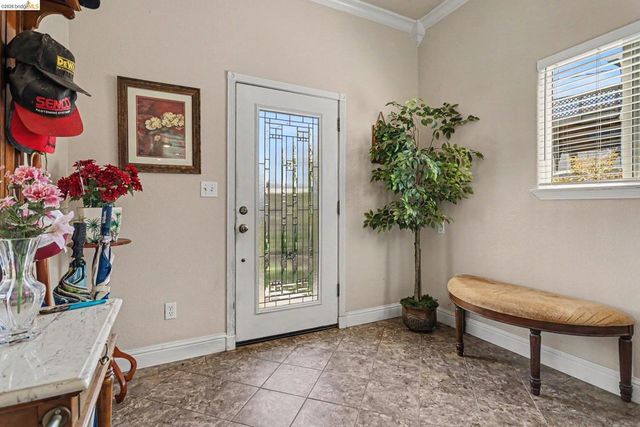 611 Riverview Pl, Bethel Island, CA 94511
