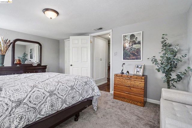 611 Riverview Pl, Bethel Island, CA 94511