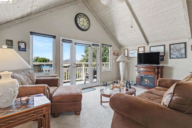 611 Riverview Pl, Bethel Island, CA 94511