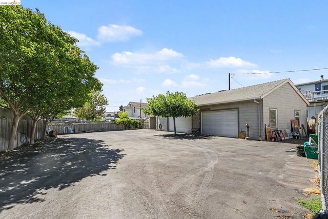 611 Riverview Pl, Bethel Island, CA 94511