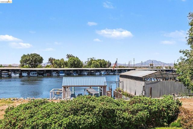 611 Riverview Pl, Bethel Island, CA 94511