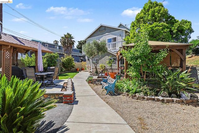 611 Riverview Pl, Bethel Island, CA 94511