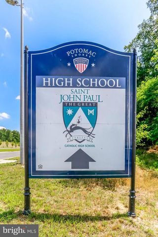 1576 MEADOWLARK GLEN RD, Dumfries, VA 22026