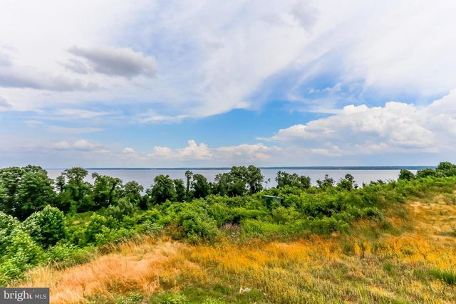 1576 MEADOWLARK GLEN RD, Dumfries, VA 22026