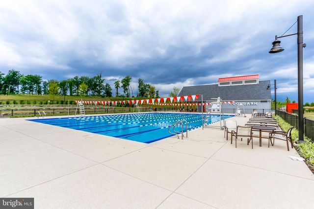 1576 MEADOWLARK GLEN RD, Dumfries, VA 22026