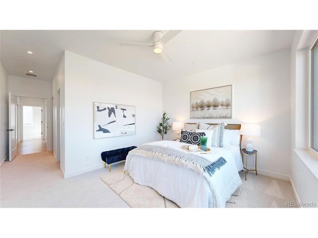 913 Edge Cir, Longmont, CO 80501