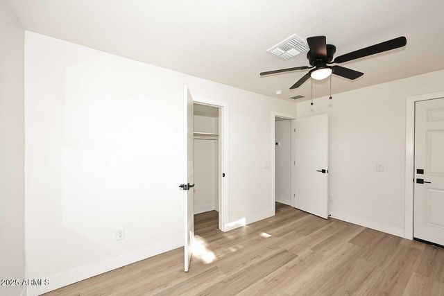 1136 E EVA Street, Phoenix, AZ 85020