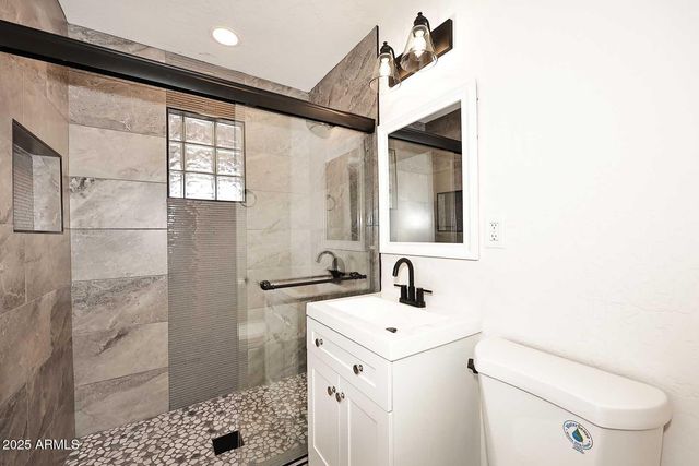 1136 E EVA Street, Phoenix, AZ 85020