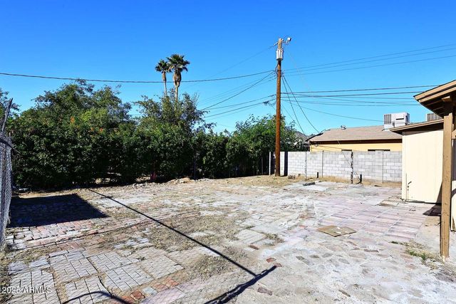 1136 E EVA Street, Phoenix, AZ 85020