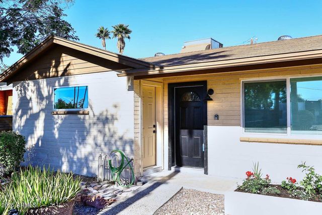 1136 E EVA Street, Phoenix, AZ 85020