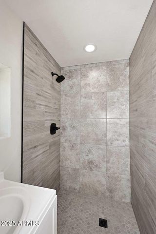 1136 E EVA Street, Phoenix, AZ 85020