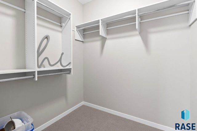 216 Ivy Ln Lane, Crooks, SD 57020