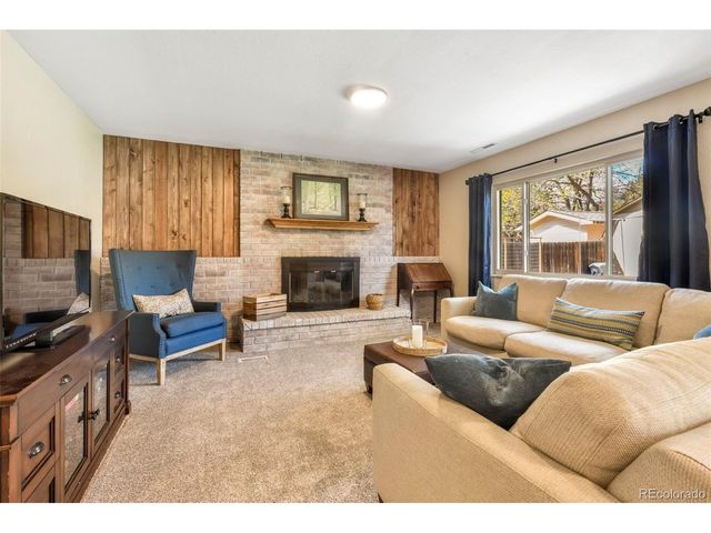 3826 Nuevo Dr, Colorado Springs, CO 80918