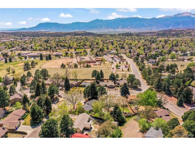 3826 Nuevo Dr, Colorado Springs, CO 80918
