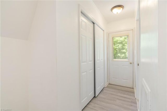 310 James Road, Clemmons, NC 27012