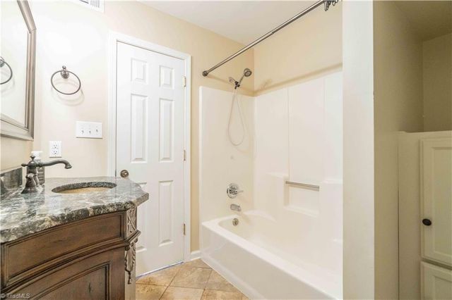 310 James Road, Clemmons, NC 27012