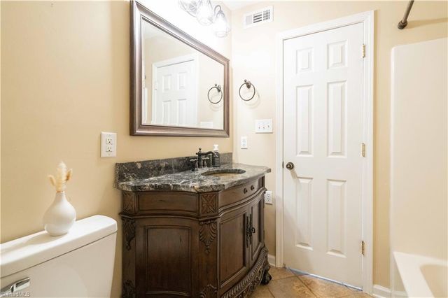 310 James Road, Clemmons, NC 27012
