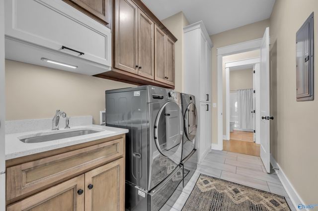 6432 Lenox Hill Way, Huntsville, AL 35806