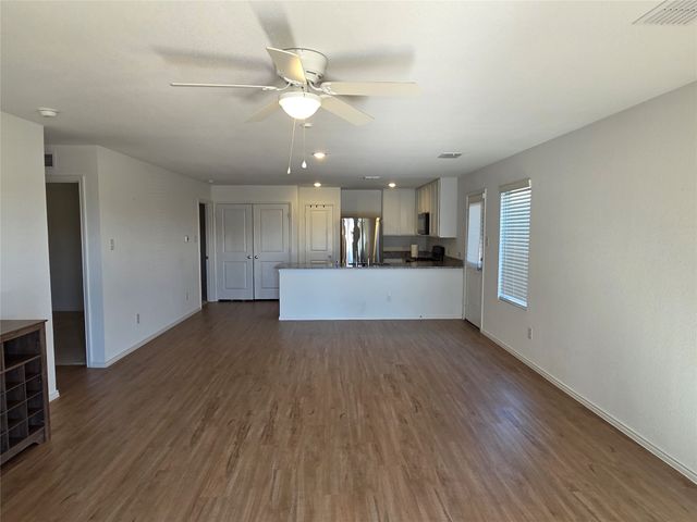 1001 Mountain Laurel Road, Princeton, TX 75407