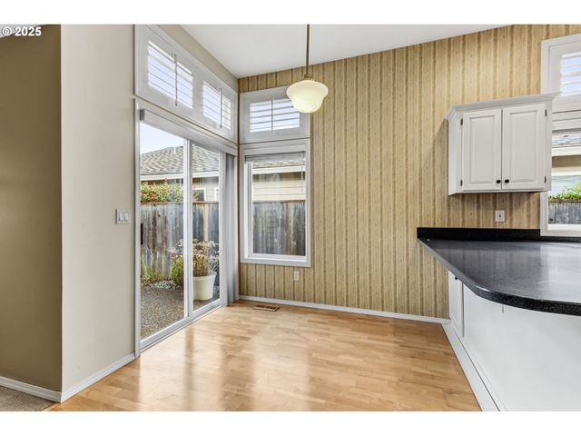 16751 Sw JORDAN Way, Tigard, OR 97224