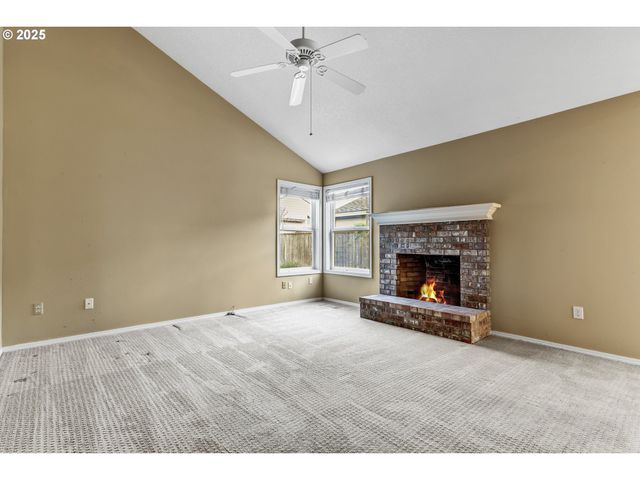 16751 Sw JORDAN Way, Tigard, OR 97224