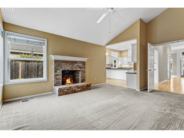 16751 Sw JORDAN Way, Tigard, OR 97224