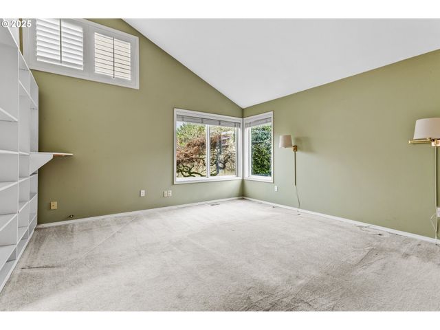 16751 Sw JORDAN Way, Tigard, OR 97224