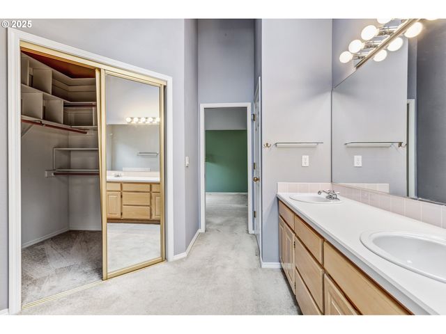 16751 Sw JORDAN Way, Tigard, OR 97224