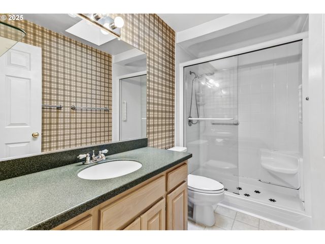 16751 Sw JORDAN Way, Tigard, OR 97224