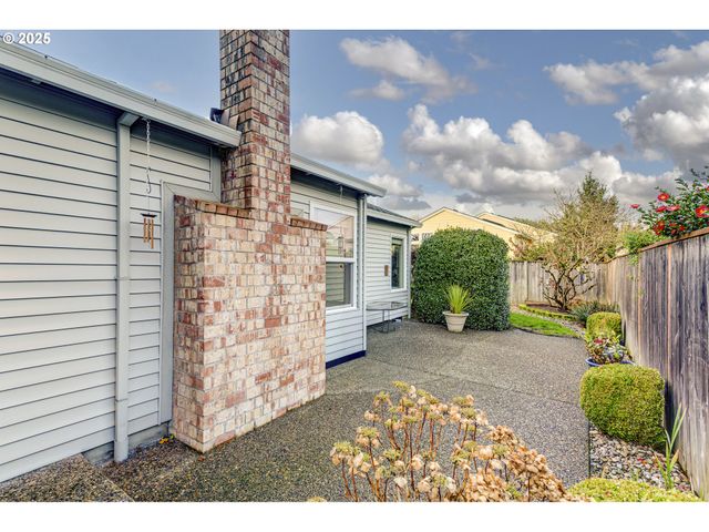 16751 Sw JORDAN Way, Tigard, OR 97224