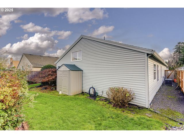 16751 Sw JORDAN Way, Tigard, OR 97224