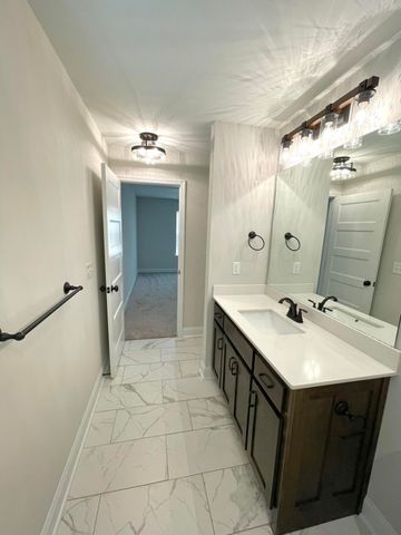 105 Biscayne Boulevard, Rossville, GA 30741
