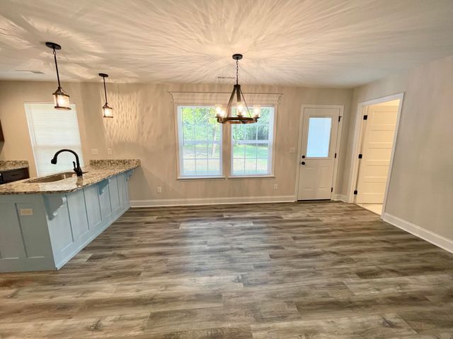 105 Biscayne Boulevard, Rossville, GA 30741