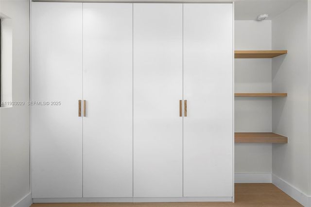 10945 SW 75th Ct, Pinecrest, FL 33156