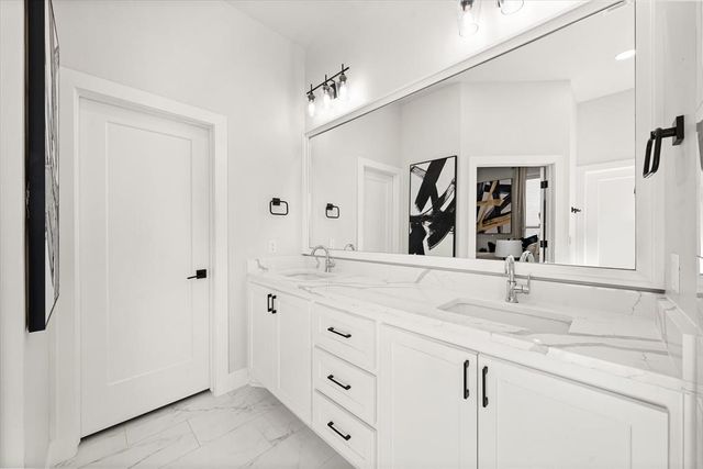15801 Capri Lane, Edmond, OK 73013