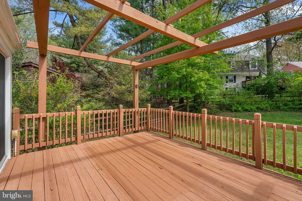 Image 37 of property listing at 8848 YOUNGSEA PL, Columbia, MD 21045