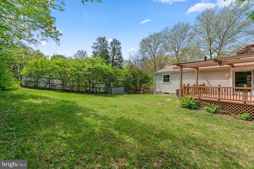 Image 43 of property listing at 8848 YOUNGSEA PL, Columbia, MD 21045