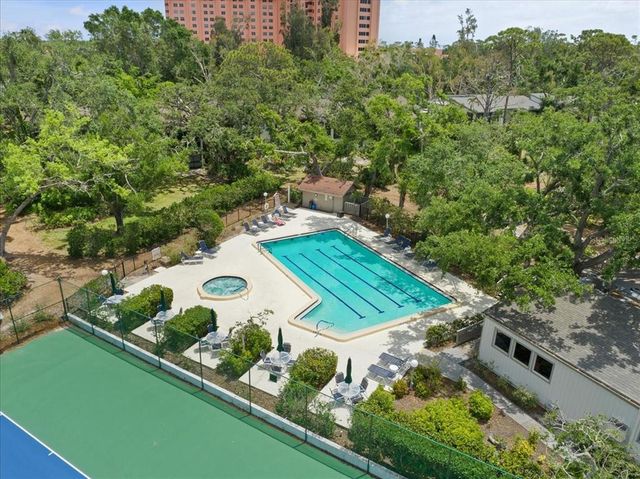 1703 PELICAN COVE ROAD 356, Sarasota, FL 34231