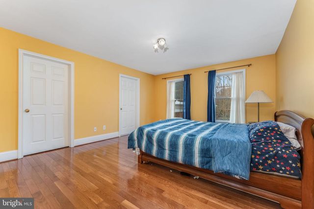 4203 GREENSPIRE LN, New Hope, PA 18938