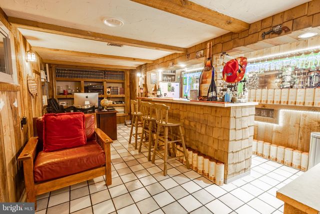 33 KINGSBRIDGE DR, Burlington Township, NJ 08016