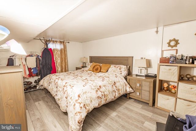 33 KINGSBRIDGE DR, Burlington Township, NJ 08016