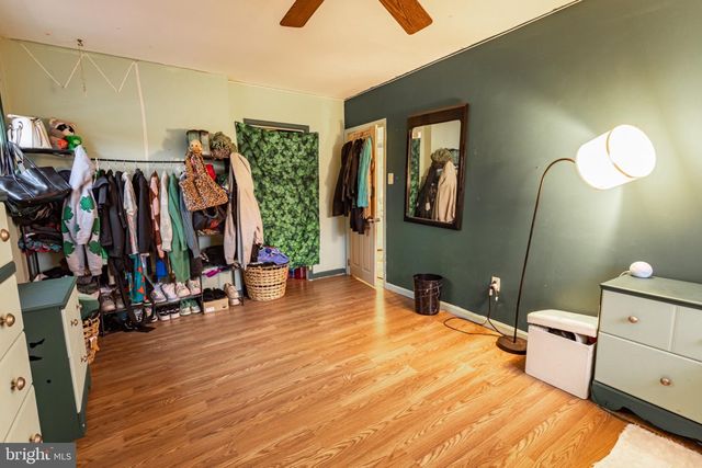 33 KINGSBRIDGE DR, Burlington Township, NJ 08016