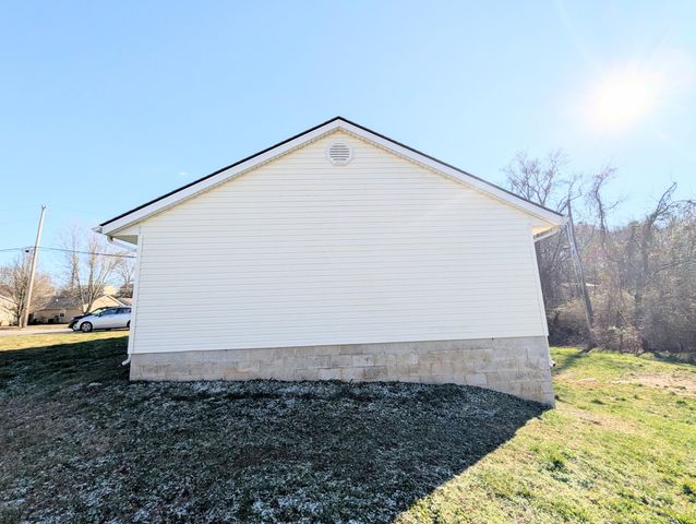 5338 Beechwood Drive, Somerset, KY 42501