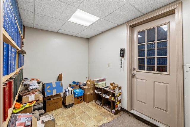213 Peckham St, Fall River, MA 02724