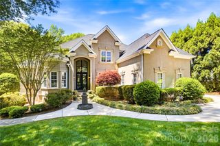 2219 Metcalf Drive, Sherrills Ford, NC 28673