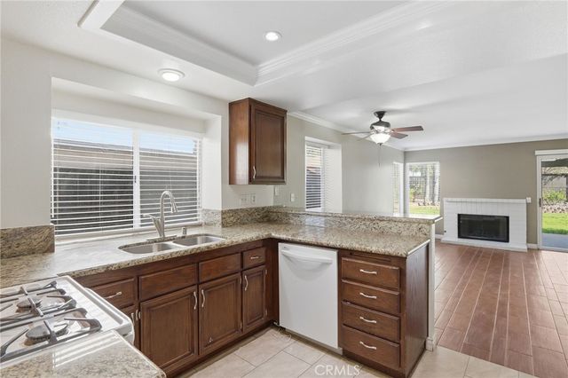 9586 Shadow Springs Drive, Moreno Valley, CA 92557